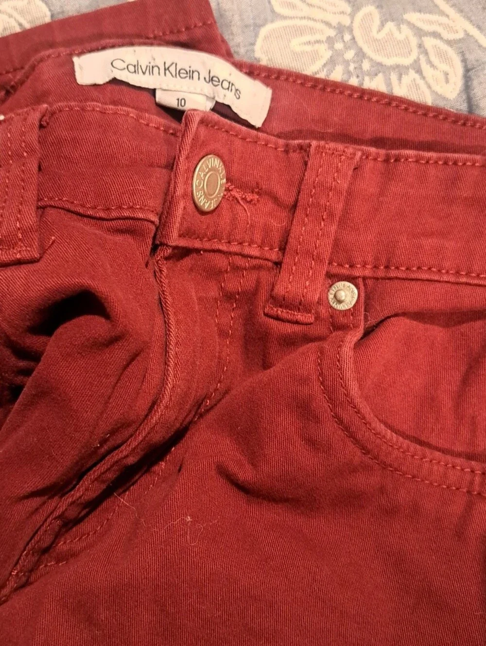 Calvin Klein Jeans Kids Four-Pack: Dark Blue, Blue, Red, Tan Jeans Sz 10/12